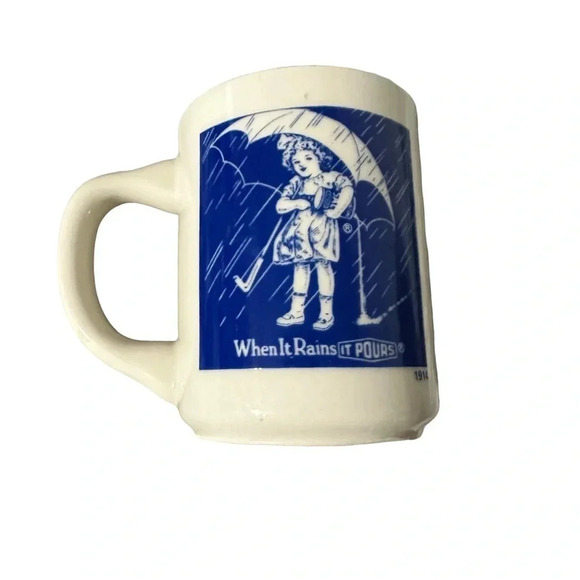 When It Rains It Pours Coffee Mug Cup Vintage Morton Salt Girl 1914 Picture - Picture 2 of 4